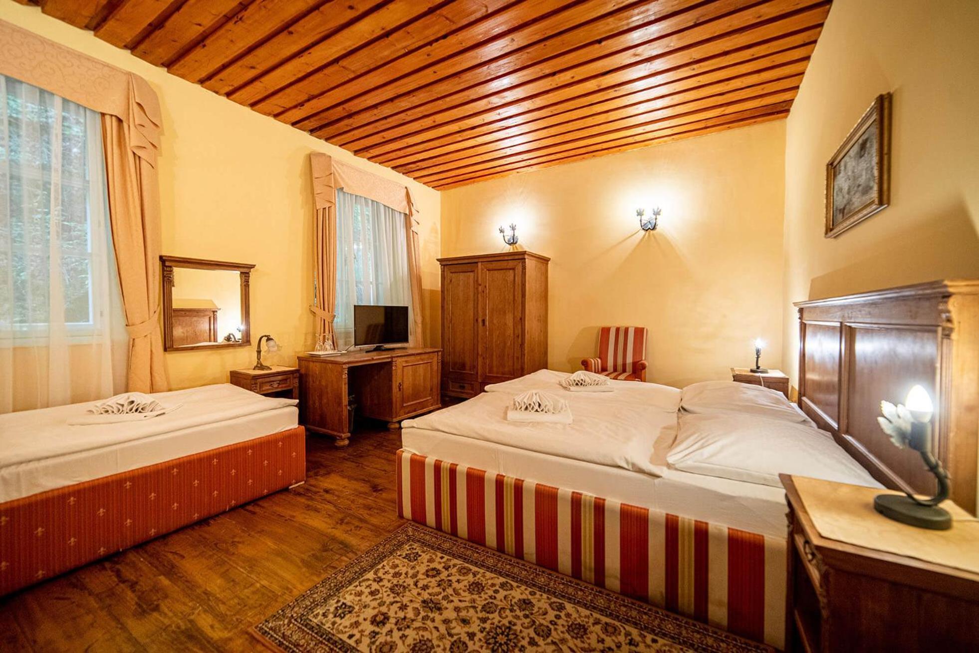 Penzion Cosmopolitan I. Banská Štiavnica 外观 照片