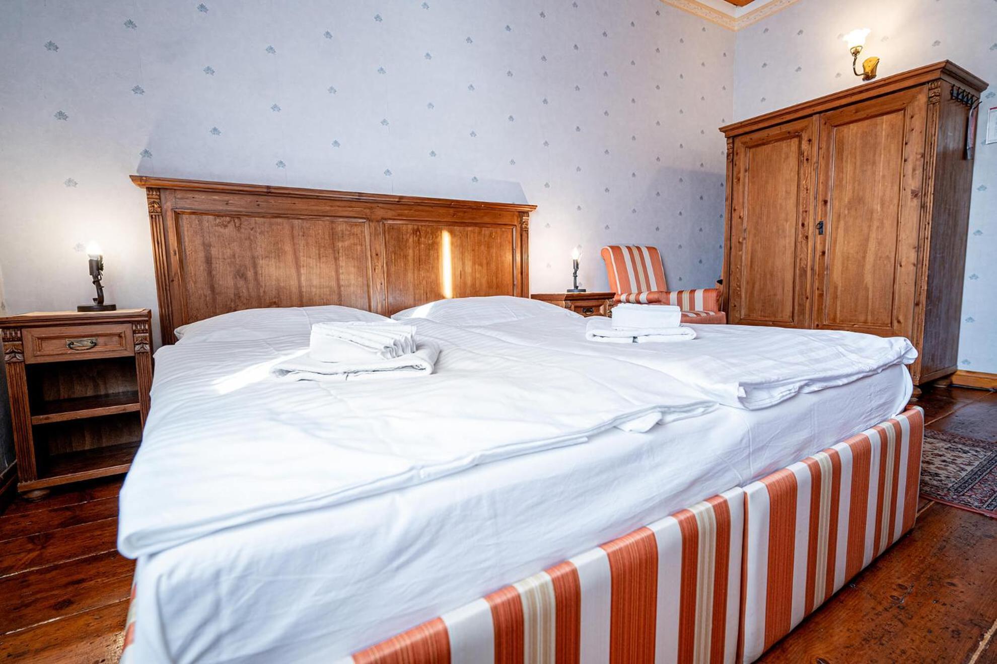Penzion Cosmopolitan I. Banská Štiavnica 外观 照片