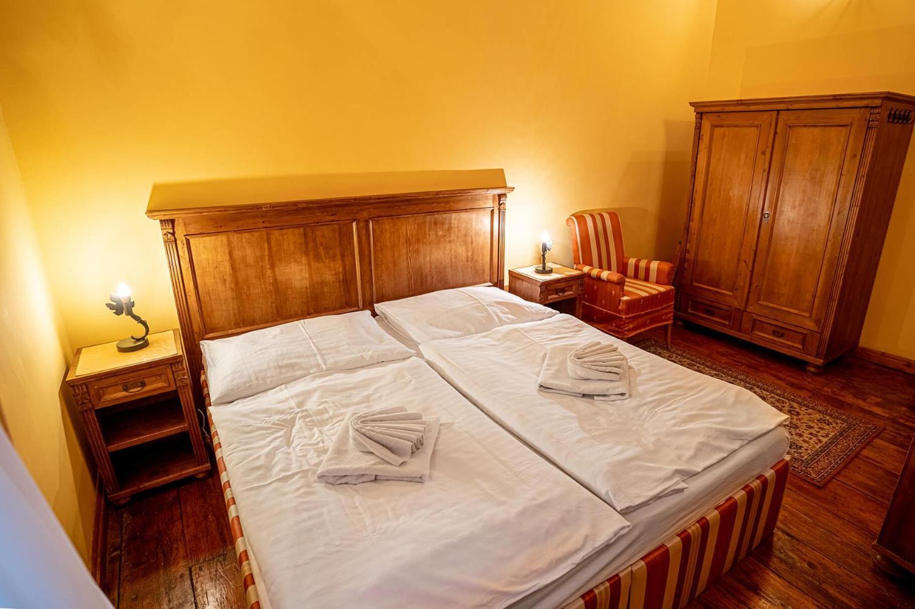 Penzion Cosmopolitan I. Banská Štiavnica 外观 照片