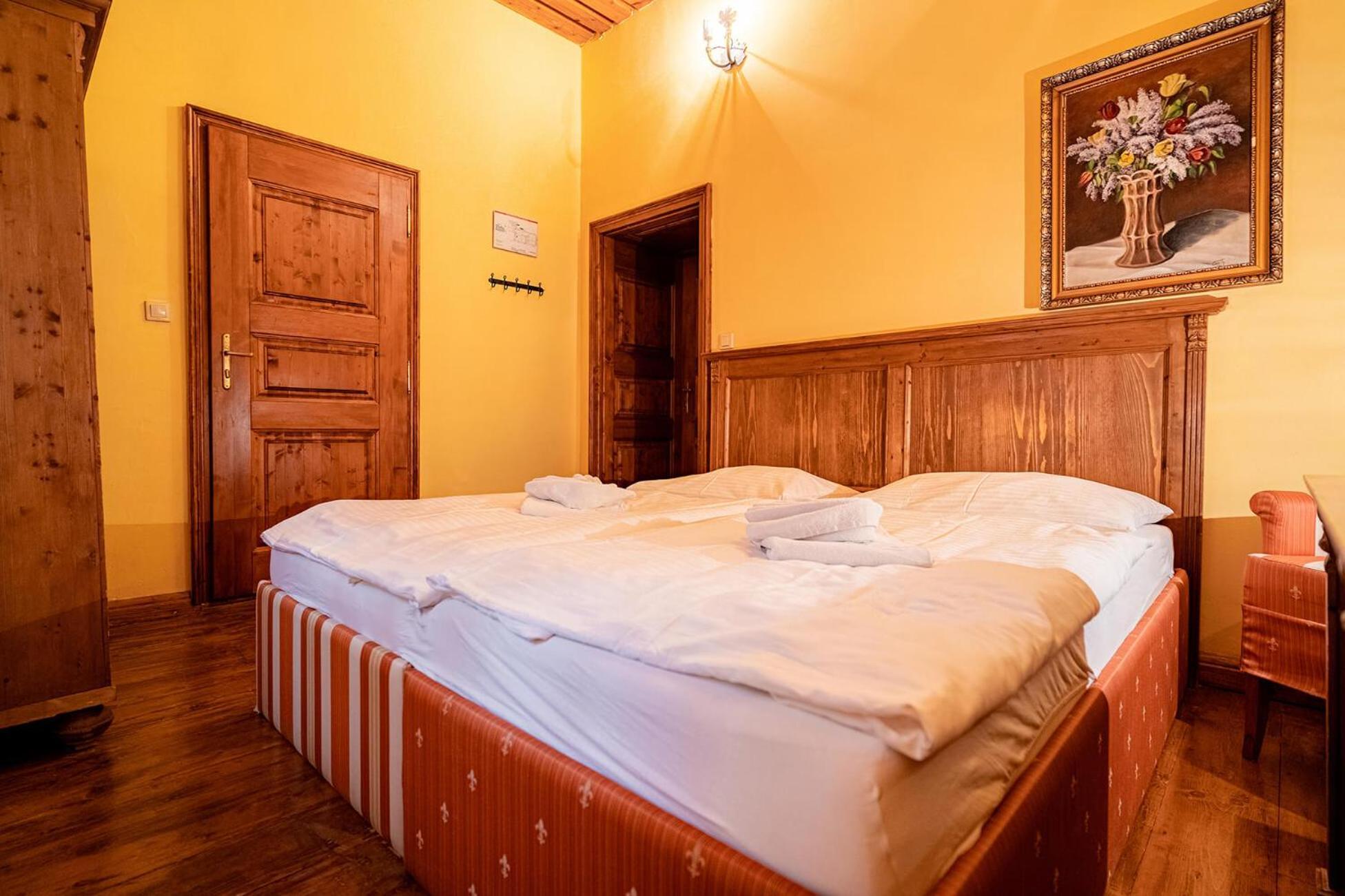 Penzion Cosmopolitan I. Banská Štiavnica 外观 照片