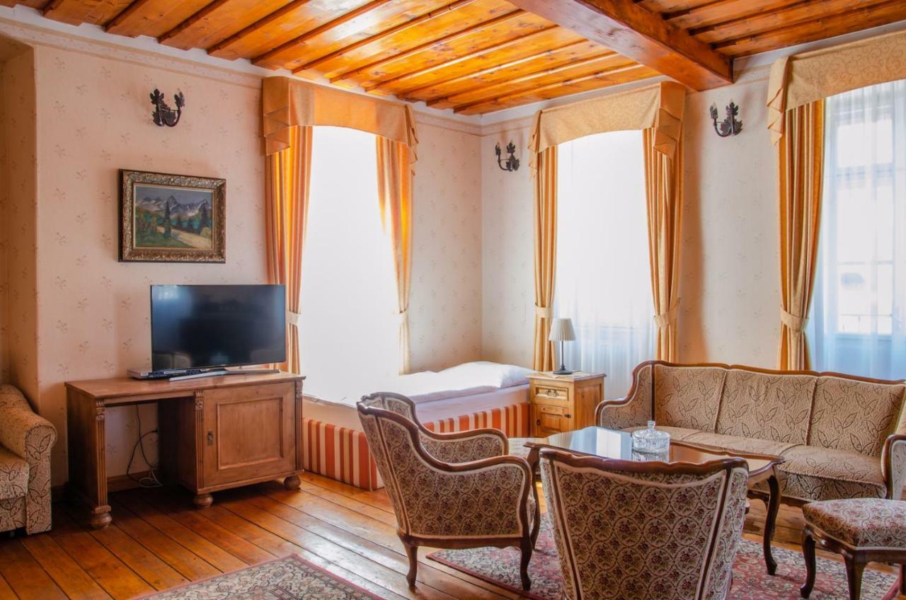 Penzion Cosmopolitan I. Banská Štiavnica 外观 照片